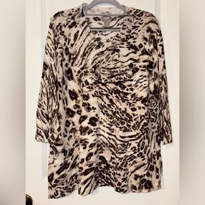 Chico’s size 2, light animal print sweater, EUC
